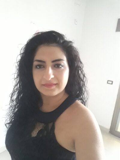 زينة باخص