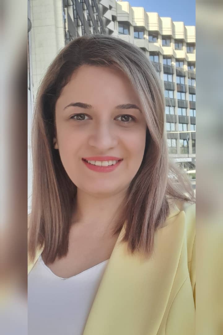 مي كرمان